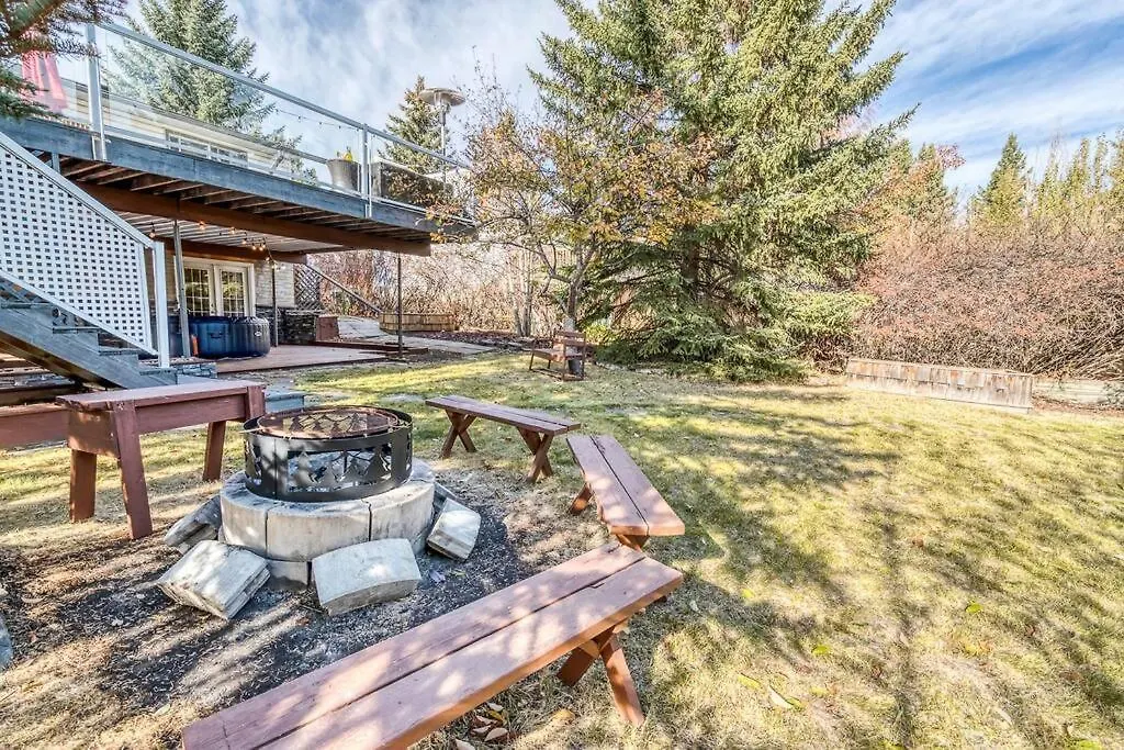 Boho Retreat W/King Bed On Bow River Pathway カルガリー カナダ